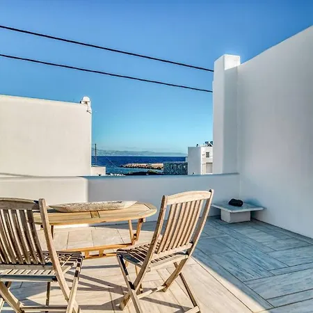 Sand And Seas: Asterias Holiday home *